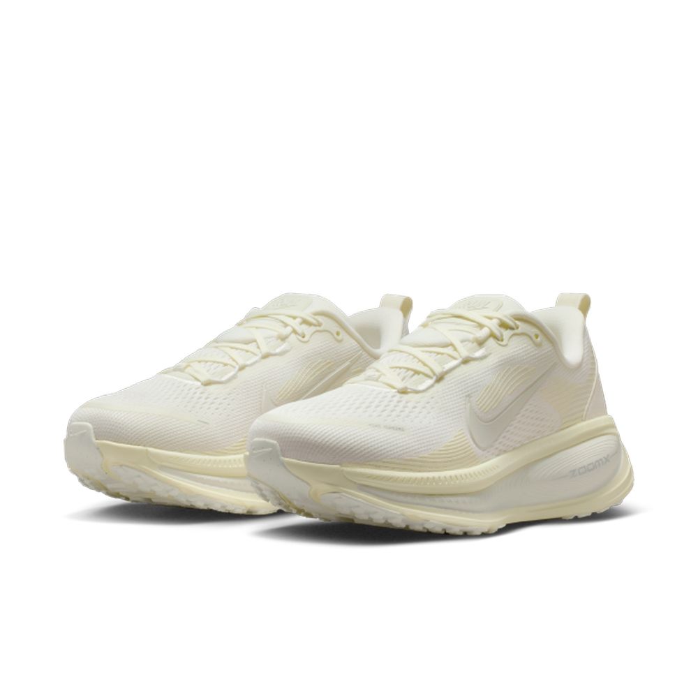 【NIKE】 VOMERO 18 W 慢跑鞋/女鞋/運動鞋/緩震/奶黃/-HM6804-110/ US7.5/24.5cm