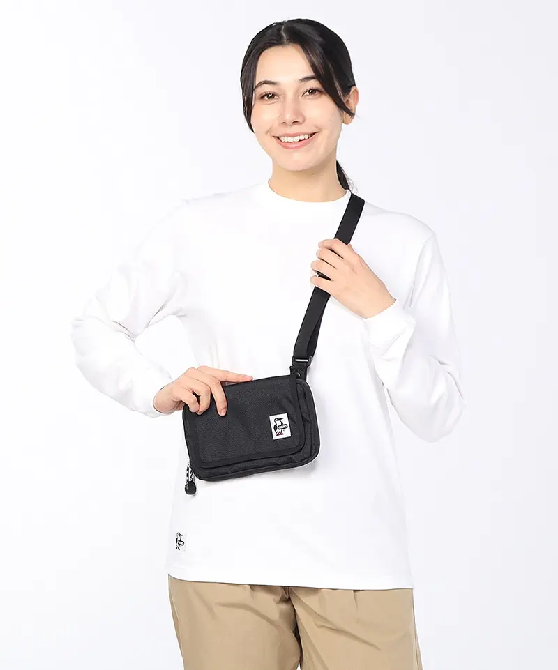 CHUMS Recycle Wallet Shoulder Pouch兩用肩背包/ 黑色