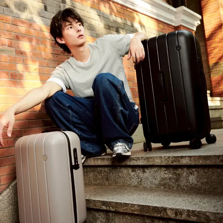 【ITO】CLASSIC NEAT 經典系列 靜音萬向輪磨砂旅行登機托運行李箱26吋/ 黑色
