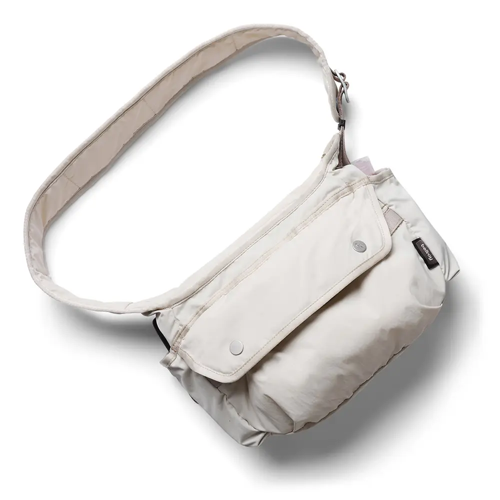 Bellroy Cinch Sling 日常輕盈側背包 斜背包 外出包 禮物 送禮 推薦(燕麥白)
