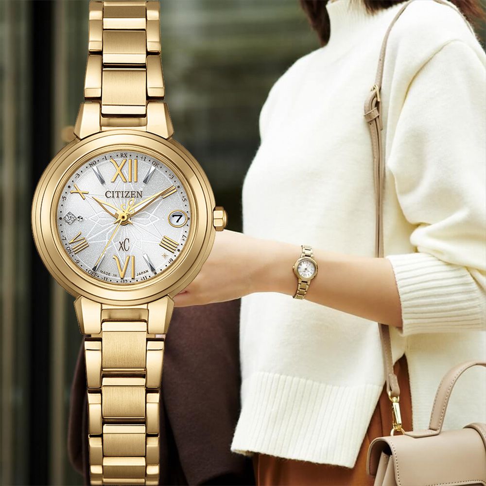 CITIZEN 星辰 XC 限量 六角星 光動能電波鑽石女錶-琥珀金(ES9433-56A)