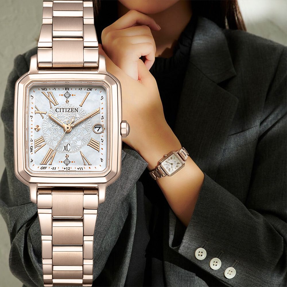 CITIZEN 星辰XC 限量 櫻花粉 超級鈦 光動能電波白蝶貝鑽石女錶 套錶(ES9506-54N)