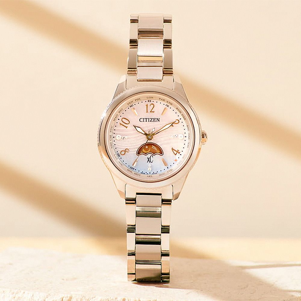 CITIZEN 星辰 聖誕節推薦款 XC 韶光暮光海灘 限量鈦 日月光動能電波女錶-29mm 禮物 送禮(EE1004-65N)