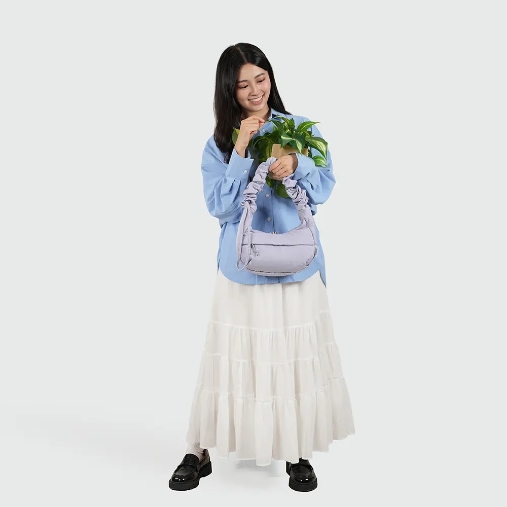 hellolulu ELLIE假日肩背包/ S/ 苔癬黑/ 薰草紫