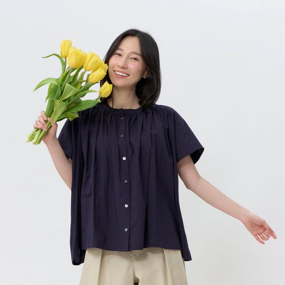 好我 so that's me Diana落肩寬版細褶襯衫上衣/深藍 FREE SIZE