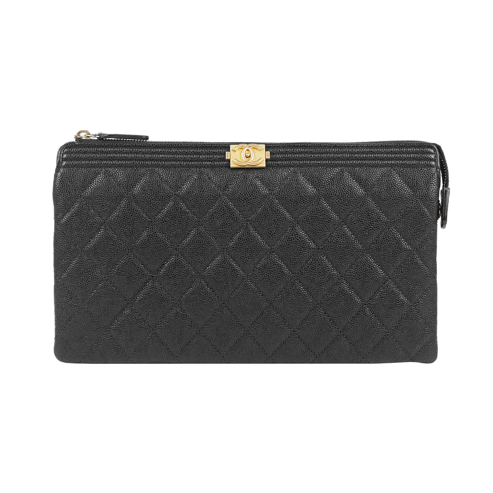 【CHANEL】金釦Boy Chanel 粒紋牛皮拉鍊雙層手拿包_展示品(黑色)/ 平行輸入