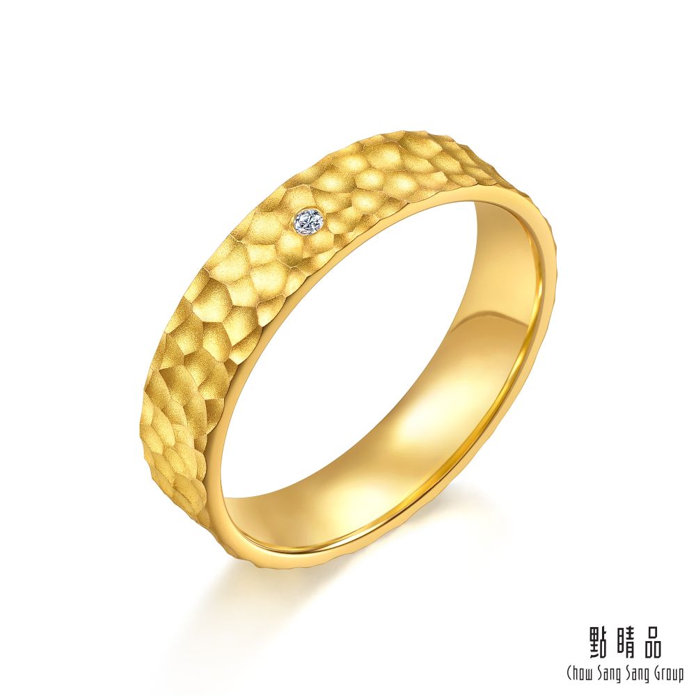 點睛品 方正錘鑄 黃金鑽石戒指(男戒)/ 港圍19