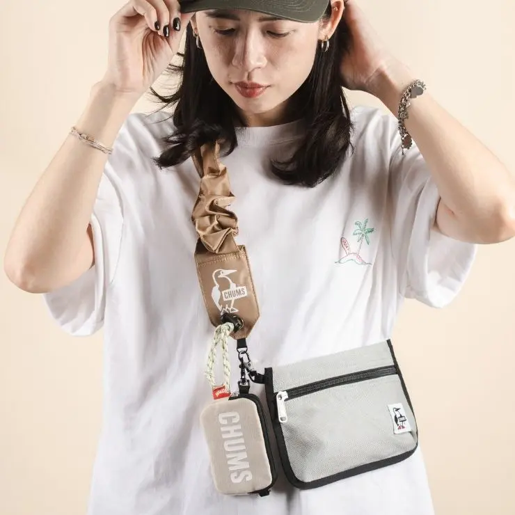 CHUMS Wearable Sling Shoulder Bag Sweat Nylon兩用造型肩背包/ 米灰/Stone