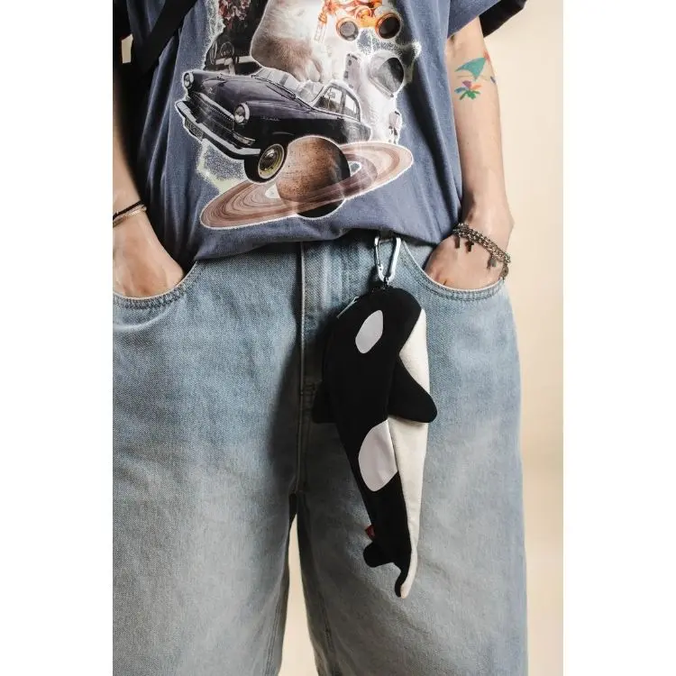 CHUMS Cetacea Zipper Pouch造型收納包/ 黑/ 白