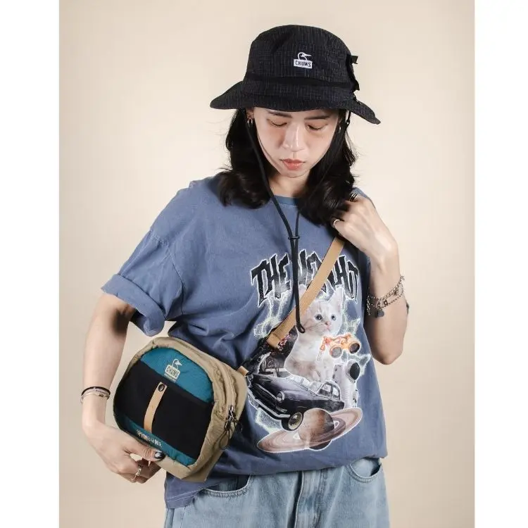 CHUMS Spring Dale Shoulder Bag肩背包/ 藍色/米色