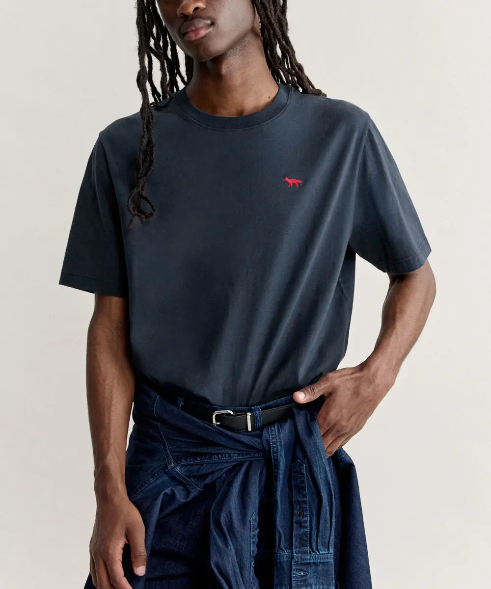 MAISON KITSUNÉ 經典海軍藍紅暗影狐狸LOGO舒適短TEE/中性/男裝/ L