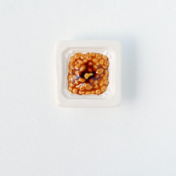 日本 五百代窯美濃燒 箸置/ 大顆納豆