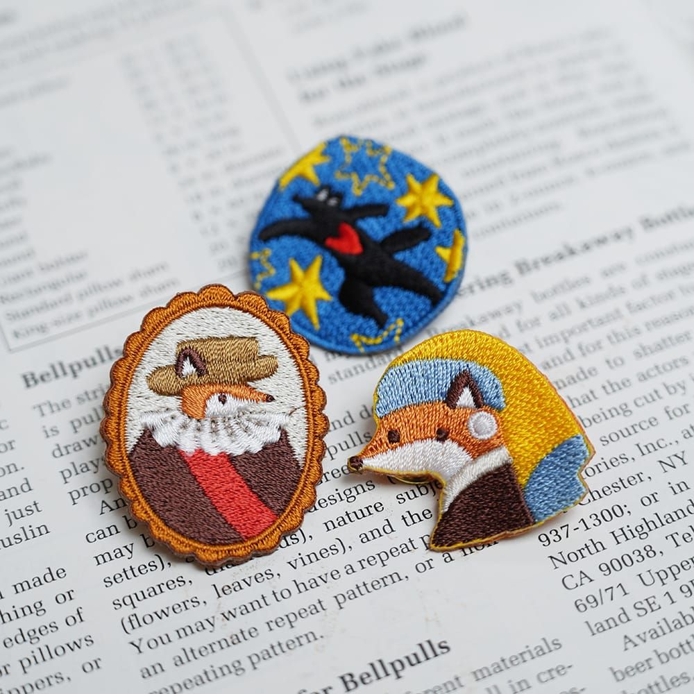 Hello Studio刺繡別針組/ 狐吉博物館