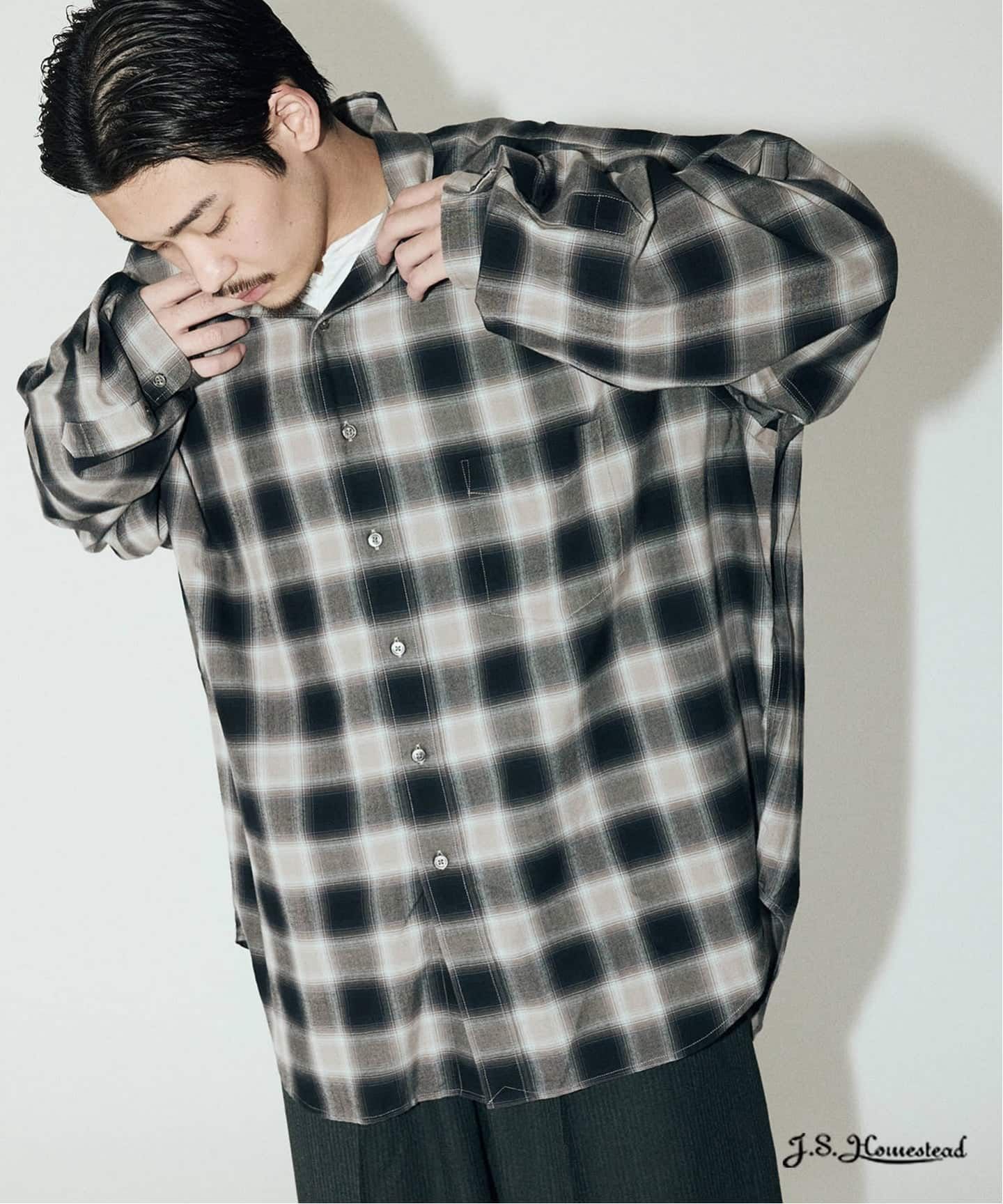 JS/Difference Ombre Check SH/上衣/灰色(008)/M