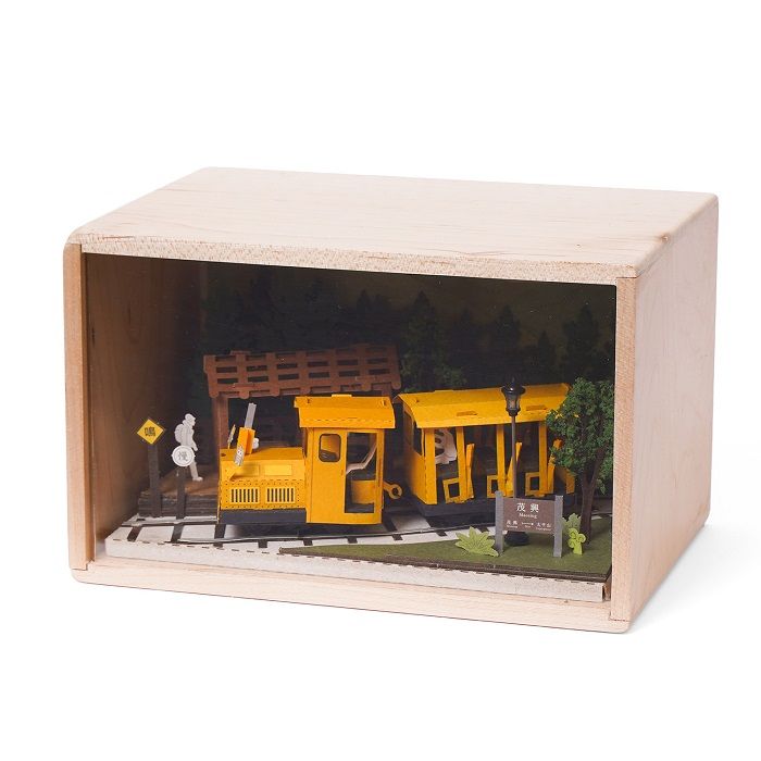 紙風景3D紙模型/ 紙藝小品/ 太平山蹦蹦車