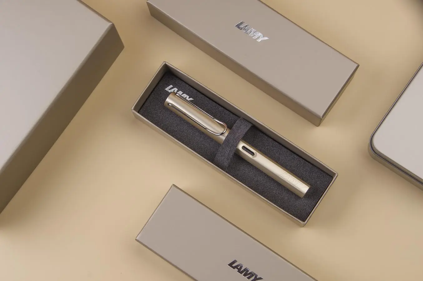 LAMY AL-star恆星鋼筆/ 2021珍珠/ F尖