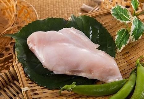 有心肉舖子月球放山土雞-去皮胸肉(5入組)