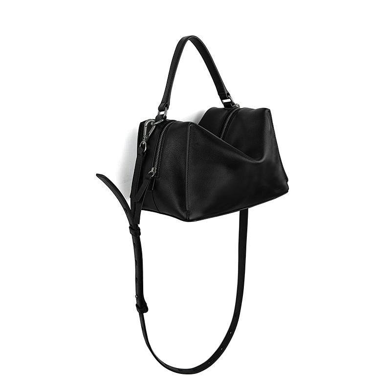 Darker Than Black Bags/Mini Valley Cube Shoulder迷你方型軟包/黑色