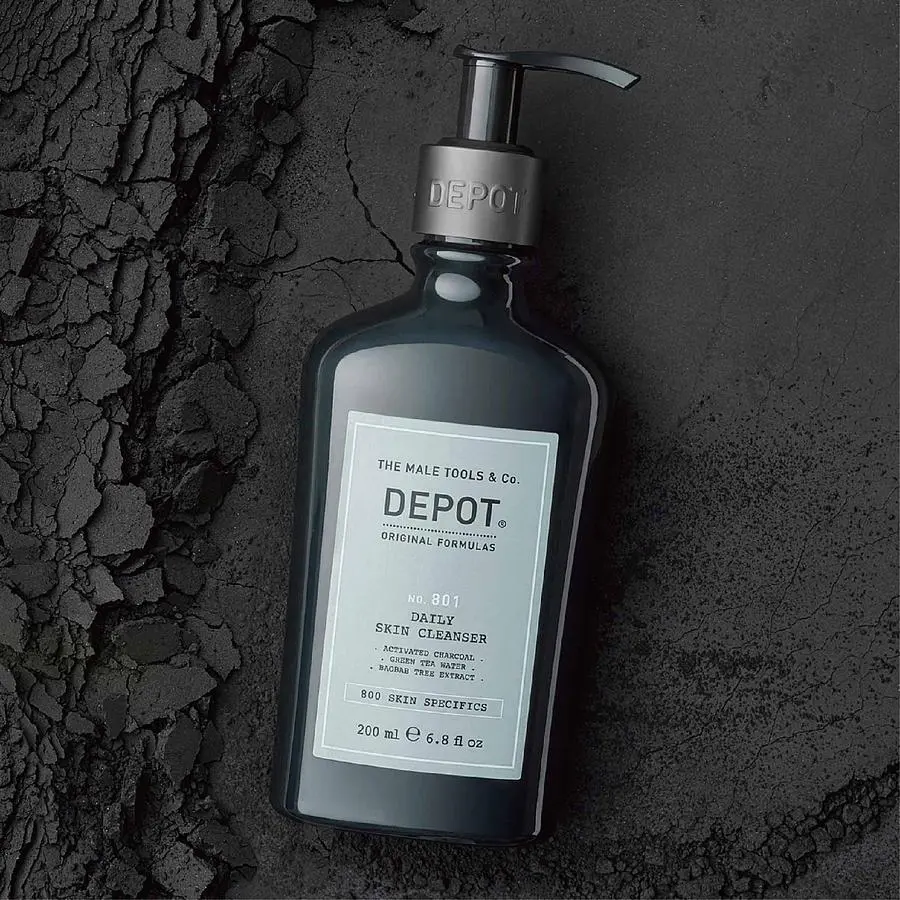 【義大利DEPOT】 NO.801 活性碳潔膚凝露 200ml