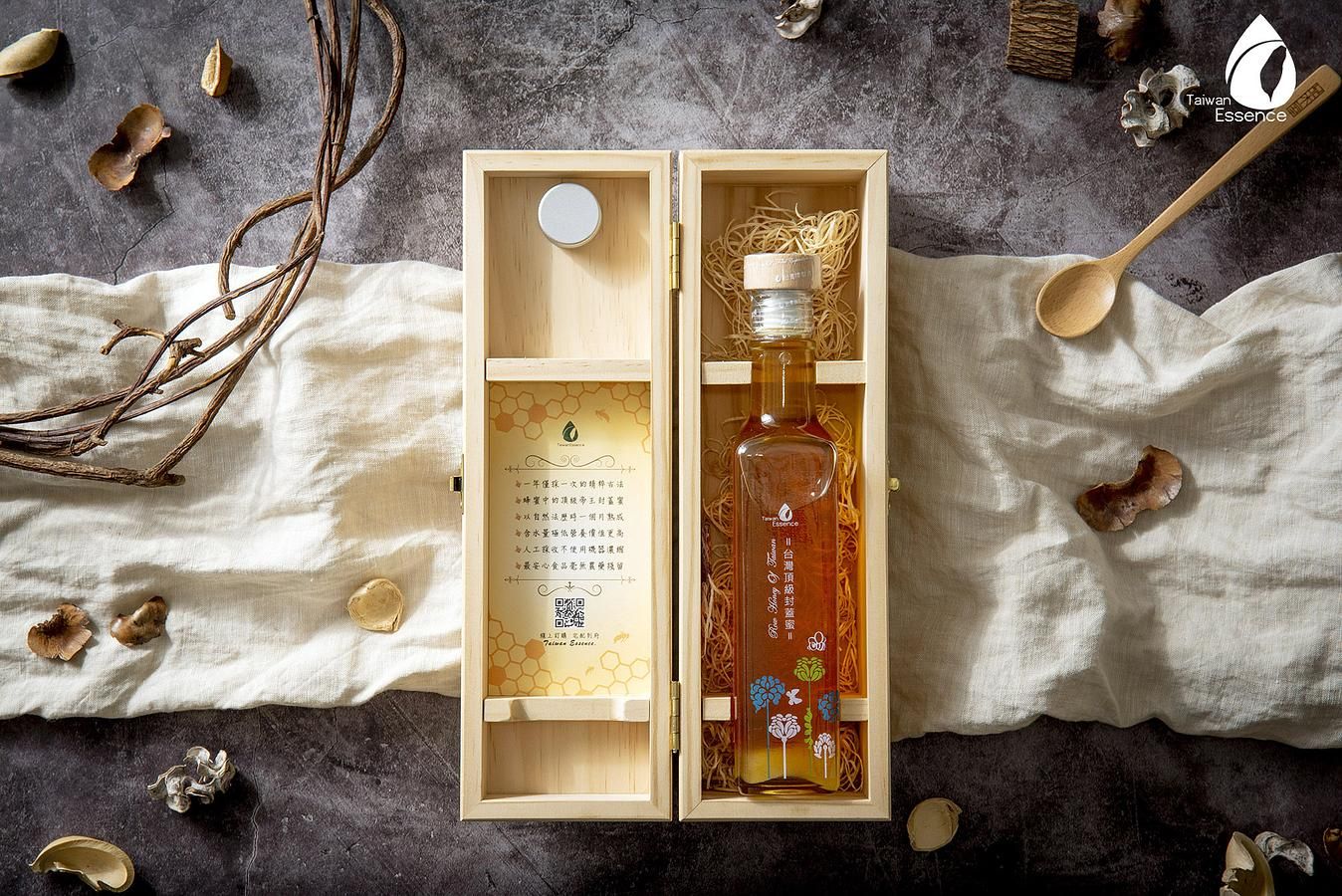 台灣精華頂級封蓋蜜禮盒